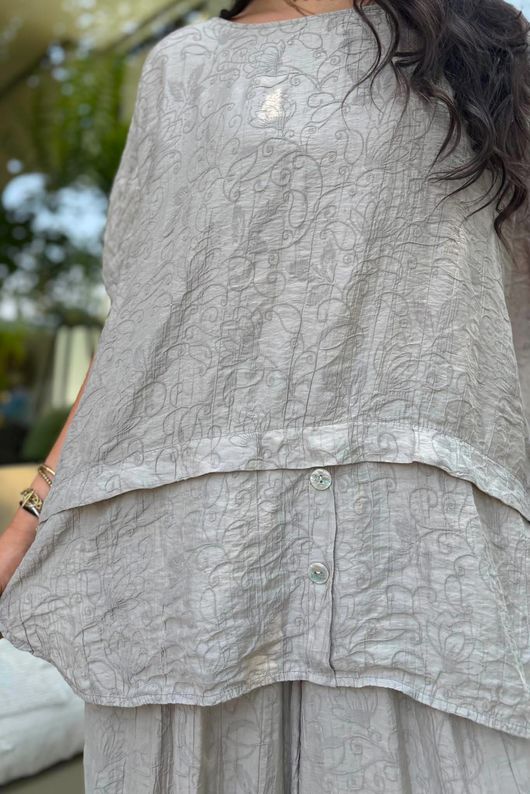 Tasha Damask Cap Sleeve Button Top Mocha